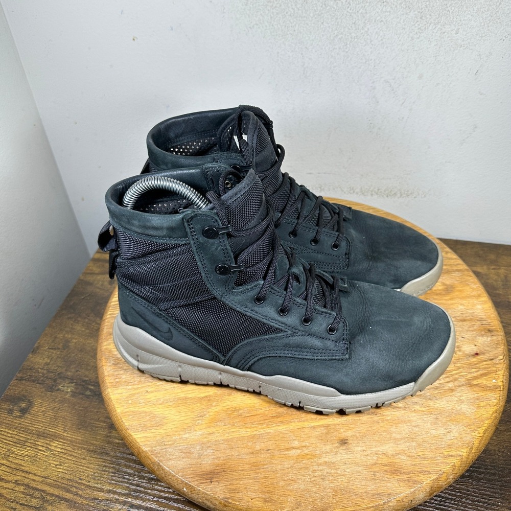 Nike SFB 6 Men's Black Tactical Boots Style Size 7.5 862507-002